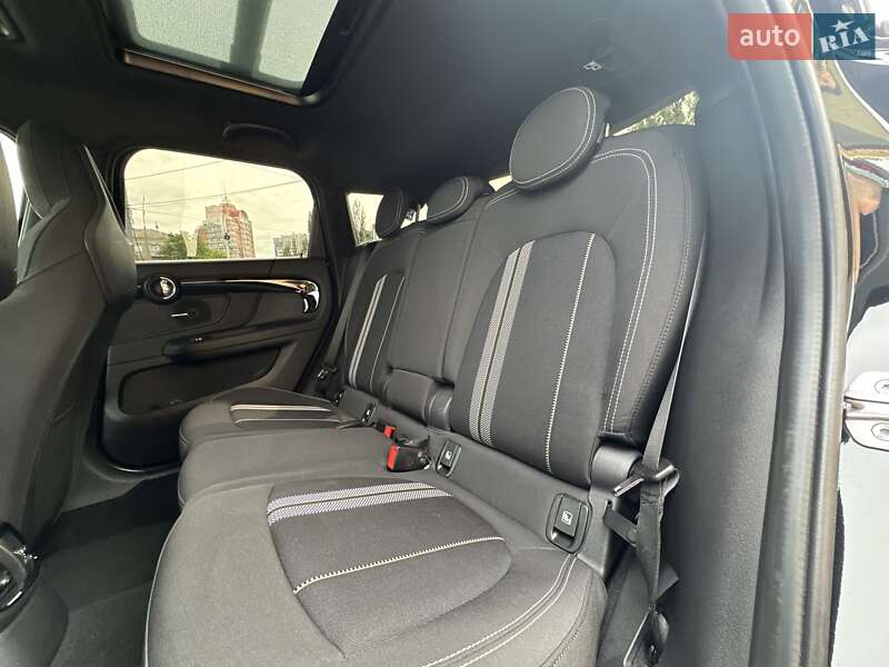 Внедорожник / Кроссовер MINI Countryman 2022 в Киеве