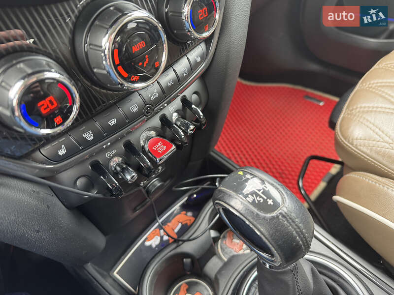 Хэтчбек MINI Countryman 2017 в Киеве