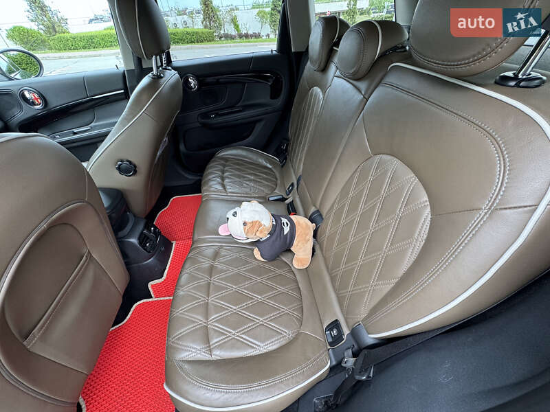 Хэтчбек MINI Countryman 2017 в Киеве