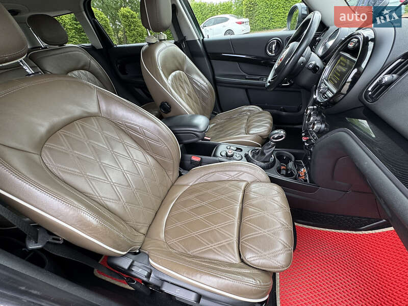 Хэтчбек MINI Countryman 2017 в Киеве