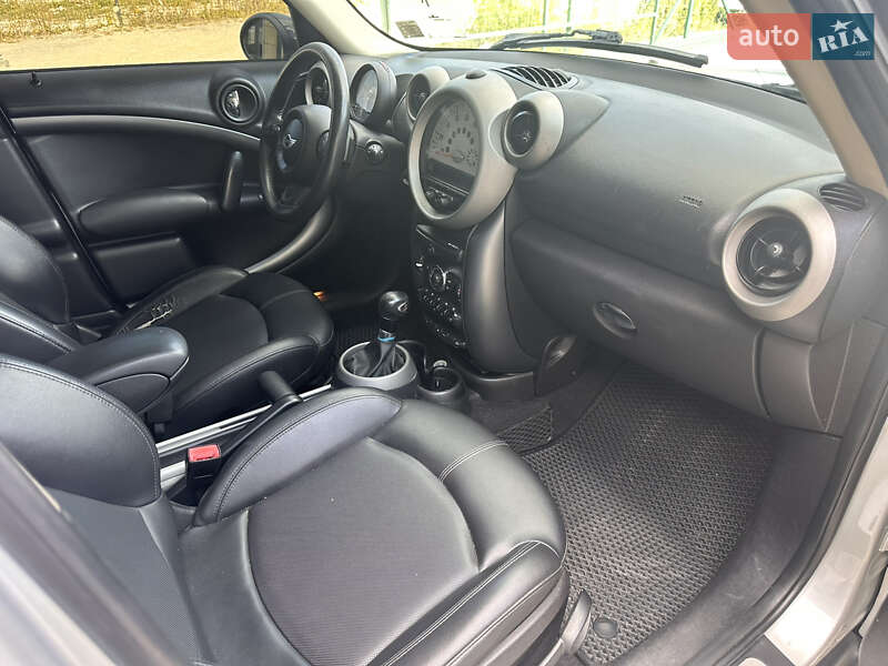 Хэтчбек MINI Countryman 2011 в Львове