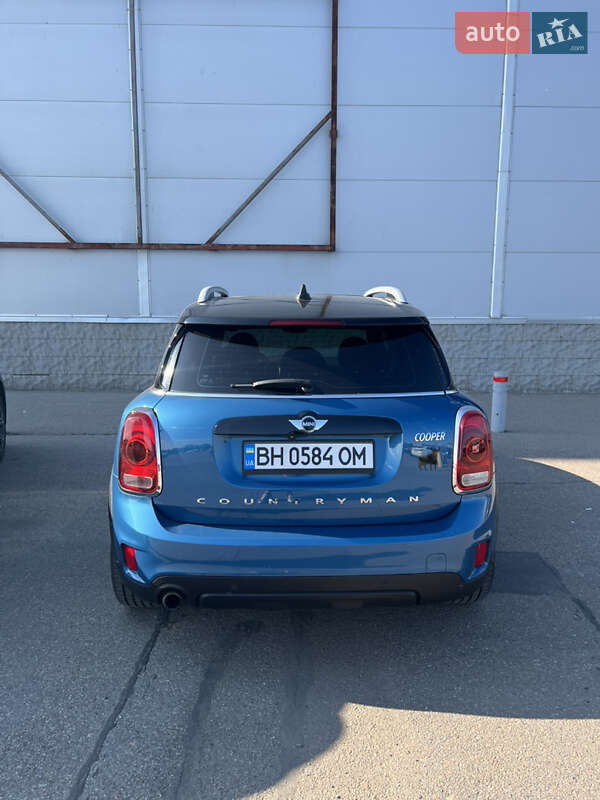 Хэтчбек MINI Countryman 2017 в Одессе