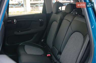 Хетчбек MINI Countryman 2019 в 