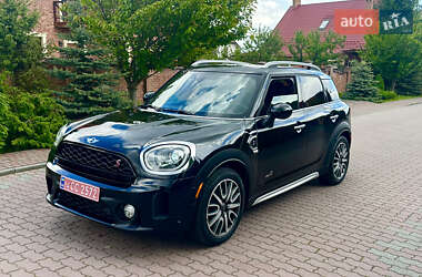 Хэтчбек MINI Countryman 2017 в Черновцах