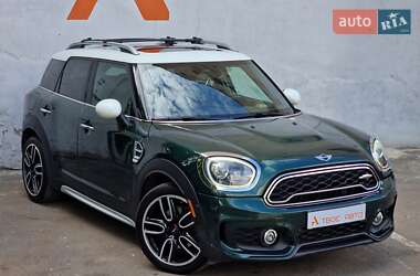 Хэтчбек MINI Countryman 2017 в 