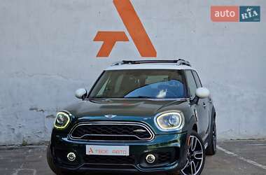 Хэтчбек MINI Countryman 2017 в 