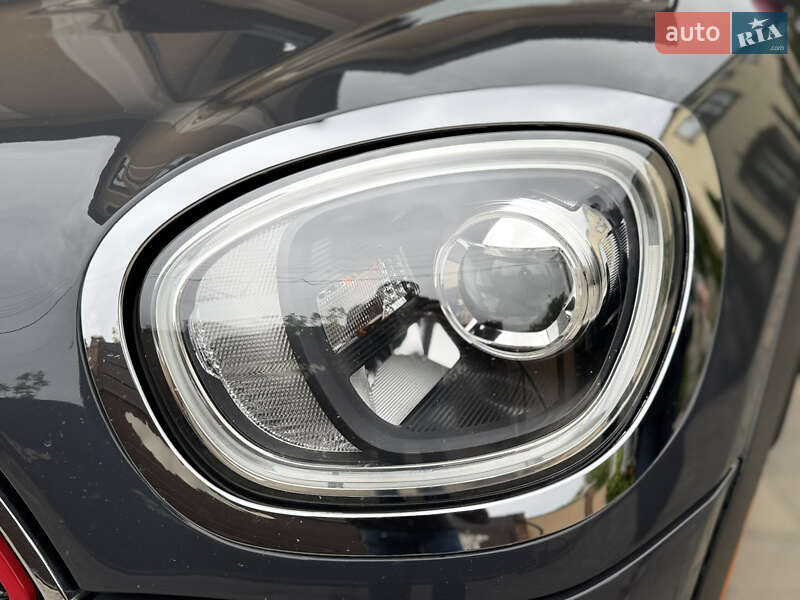 Хэтчбек MINI Countryman 2019 в Черновцах