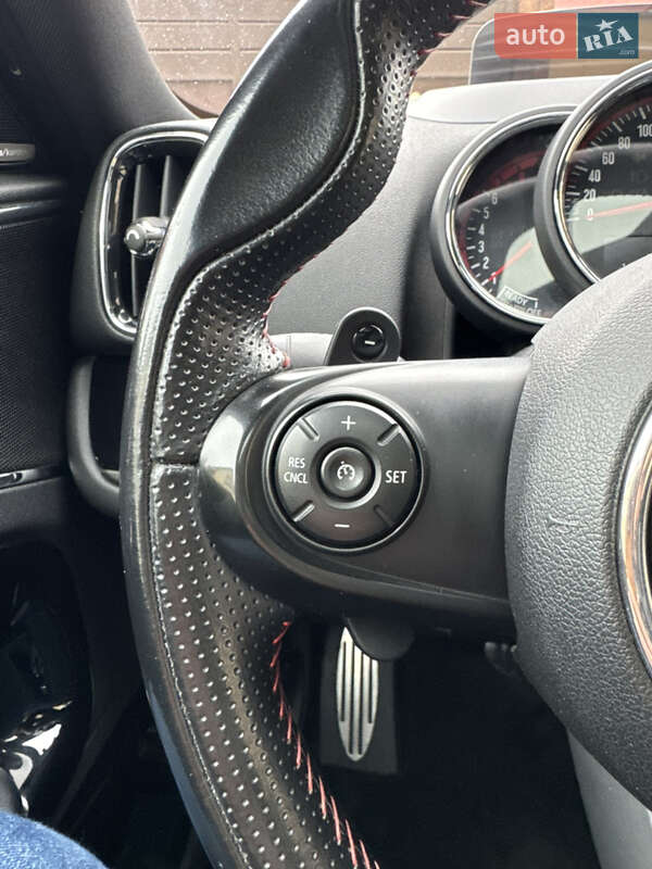 Хэтчбек MINI Countryman 2019 в Черновцах