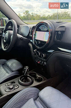 Позашляховик / Кросовер MINI Countryman 2023 в 
