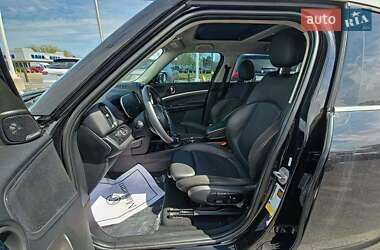 Позашляховик / Кросовер MINI Countryman 2021 в 