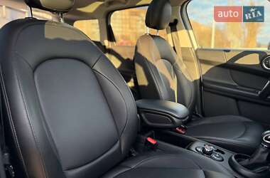 Хэтчбек MINI Countryman 2019 в 