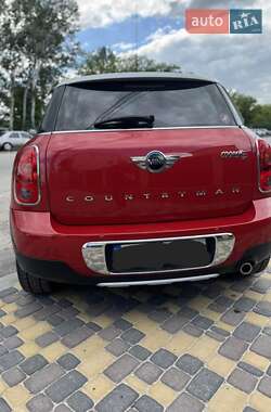 Позашляховик / Кросовер MINI Countryman 2015 в 
