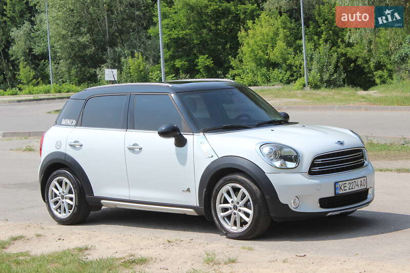 Внедорожник / Кроссовер MINI Countryman 2015 в Днепре