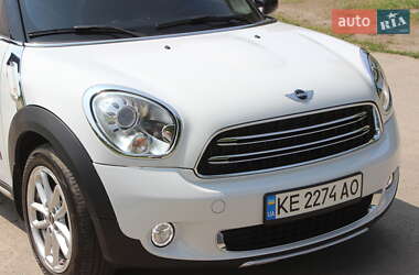 Внедорожник / Кроссовер MINI Countryman 2015 в 