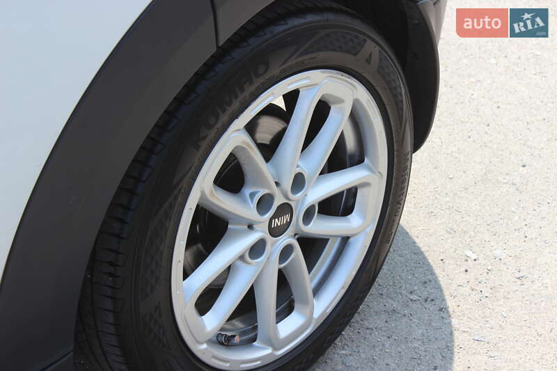 Внедорожник / Кроссовер MINI Countryman 2015 в Днепре