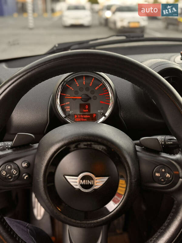 Внедорожник / Кроссовер MINI Countryman 2016 в Днепре