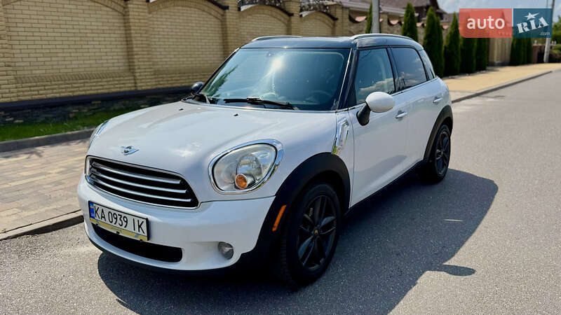 Позашляховик / Кросовер MINI Countryman 2014 в 
