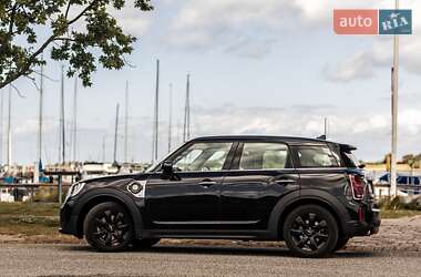 Внедорожник / Кроссовер MINI Countryman 2021 в 