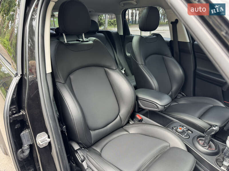 Хетчбек MINI Countryman 2019 в Черкасах