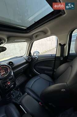 Внедорожник / Кроссовер MINI Countryman 2015 в 