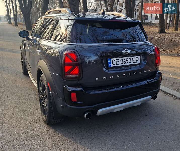 Хэтчбек MINI Countryman 2017 в 