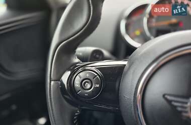 Хэтчбек MINI Countryman 2019 в 