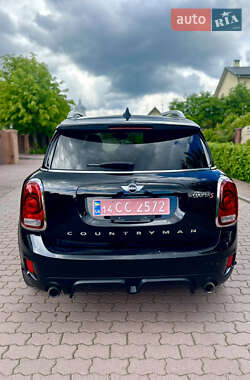 Хэтчбек MINI Countryman 2017 в 