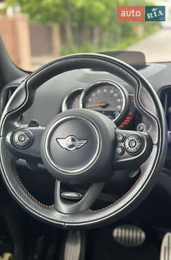 Хэтчбек MINI Countryman 2017 в 