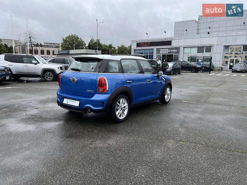 Хэтчбек MINI Countryman 2013 в Киеве