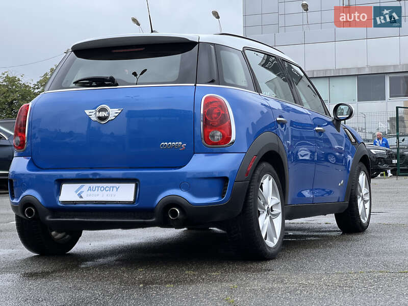 Хэтчбек MINI Countryman 2013 в Киеве