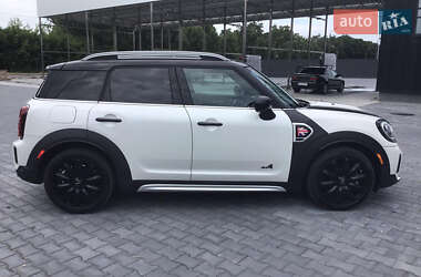 Позашляховик / Кросовер MINI Countryman 2022 в 