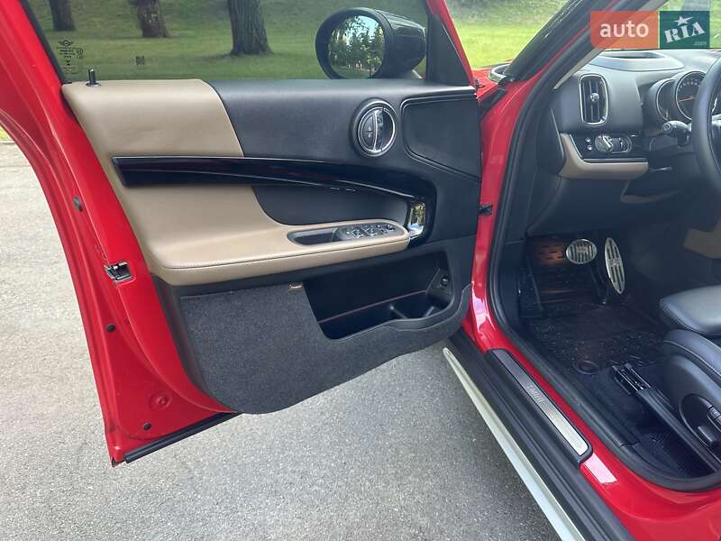 Хэтчбек MINI Countryman 2019 в Киеве фото 22 Хэтчбек MINI Countryman 2019 в Киеве