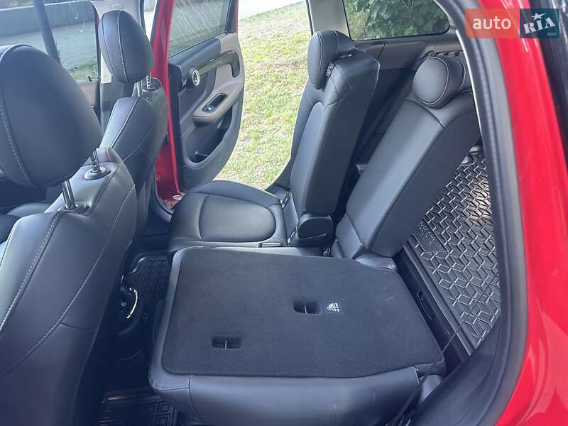 Хэтчбек MINI Countryman 2019 в Киеве фото 82 Хэтчбек MINI Countryman 2019 в Киеве