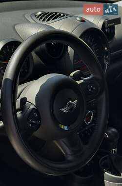 Внедорожник / Кроссовер MINI Countryman 2016 в 