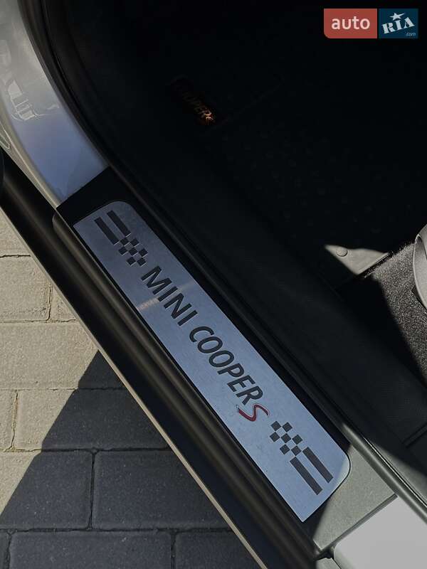 Внедорожник / Кроссовер MINI Countryman 2016 в Виннице фото 13 Внедорожник / Кроссовер MINI Countryman 2016 в Виннице