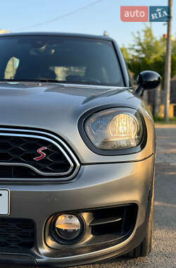Хэтчбек MINI Countryman 2018 в 