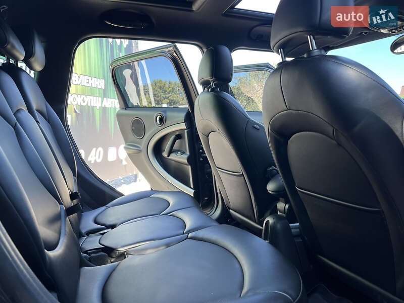 Внедорожник / Кроссовер MINI Countryman 2016 в Харькове