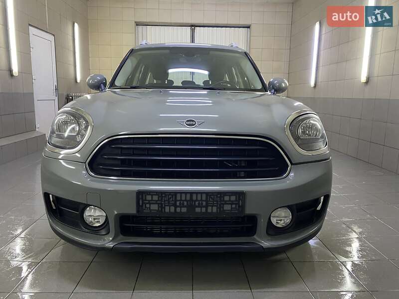 Хэтчбек MINI Countryman 2019 в Умани фото 3 Хэтчбек MINI Countryman 2019 в Умани