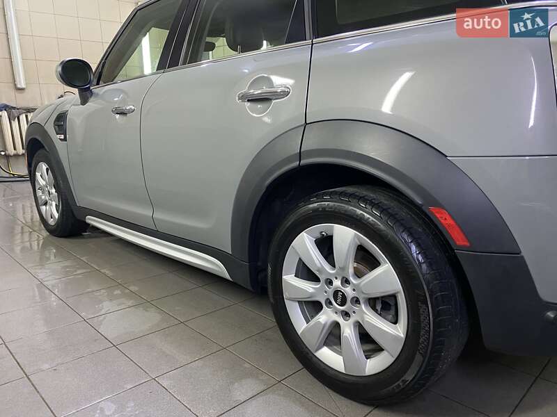 Хэтчбек MINI Countryman 2019 в Умани фото 16 Хэтчбек MINI Countryman 2019 в Умани