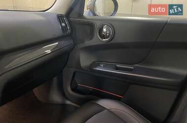 Хэтчбек MINI Countryman 2019 в 
