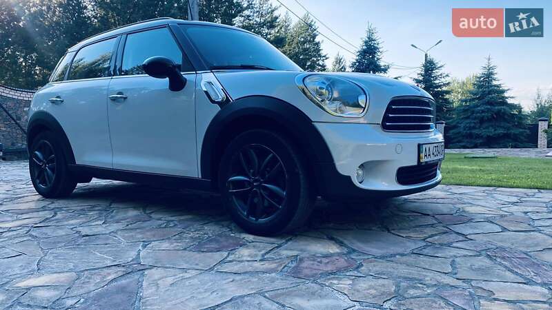 Внедорожник / Кроссовер MINI Countryman 2014 в Киеве