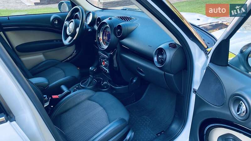 Внедорожник / Кроссовер MINI Countryman 2014 в Киеве