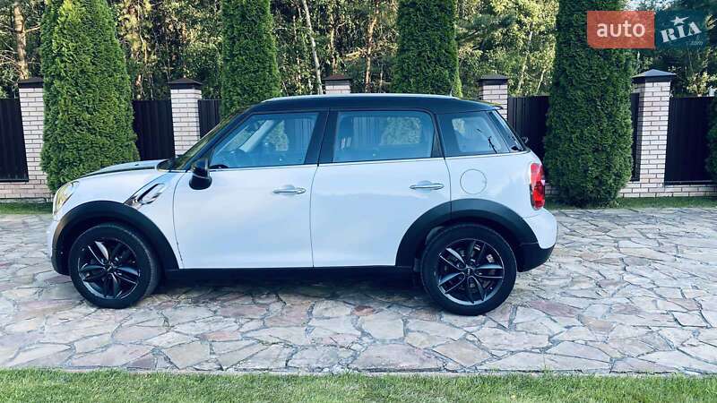 Внедорожник / Кроссовер MINI Countryman 2014 в Киеве