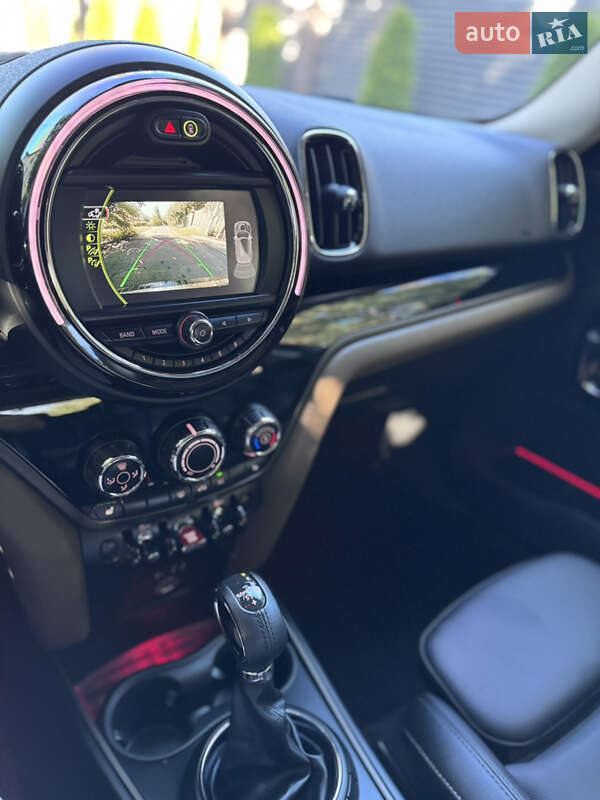 Хэтчбек MINI Countryman 2017 в Киеве фото 8 Хэтчбек MINI Countryman 2017 в Киеве