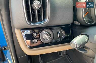 Хэтчбек MINI Countryman 2017 в 