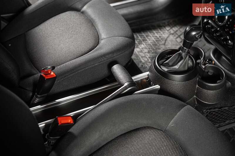 Позашляховик / Кросовер MINI Countryman 2016 в Одесі фото 27 Позашляховик / Кросовер MINI Countryman 2016 в Одесі