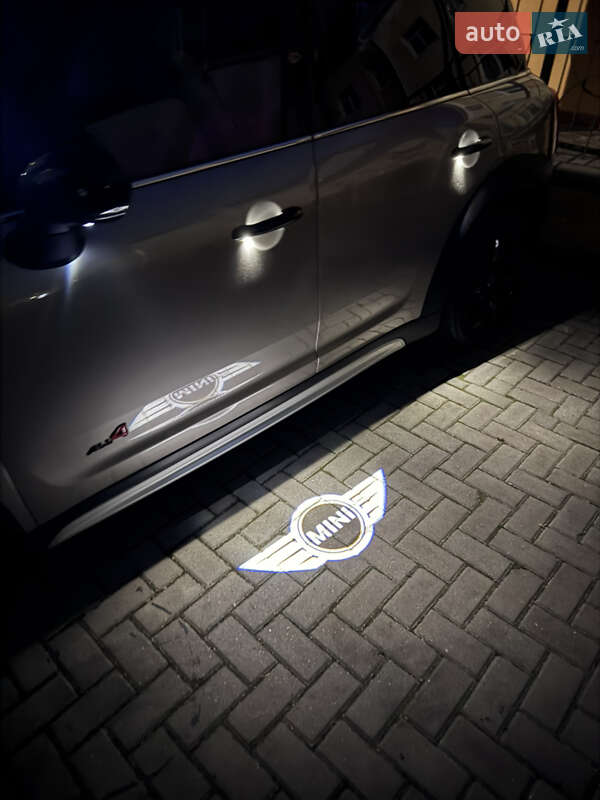 Хэтчбек MINI Countryman 2017 в Киеве фото 55 Хэтчбек MINI Countryman 2017 в Киеве