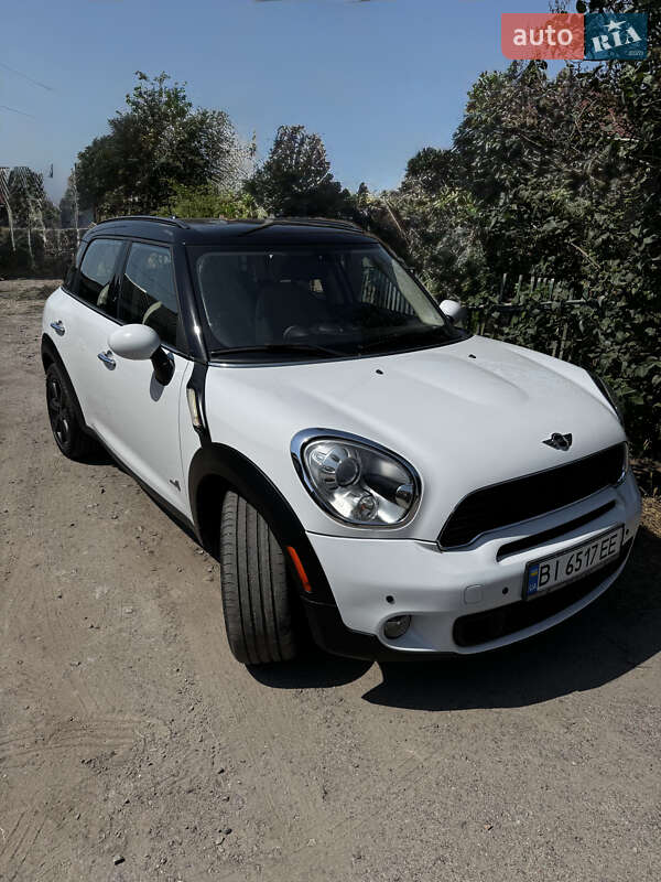Позашляховик / Кросовер MINI Countryman 2011 в Глобиному