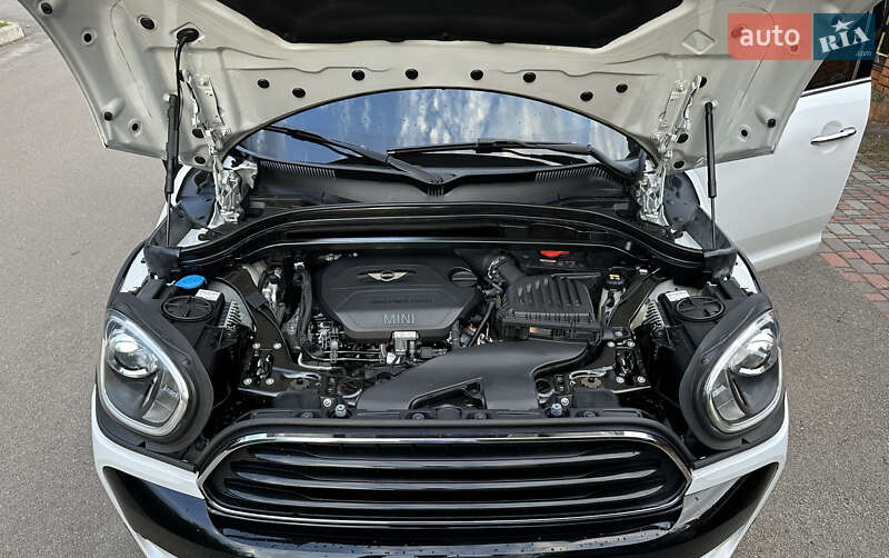 Хэтчбек MINI Countryman 2018 в Киеве фото 20 Хэтчбек MINI Countryman 2018 в Киеве