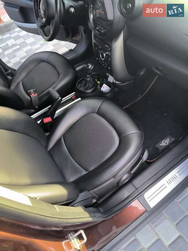 Внедорожник / Кроссовер MINI Countryman 2015 в Киеве